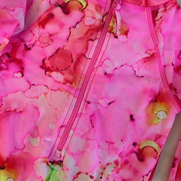 Rash guard - Picture 2 of 3